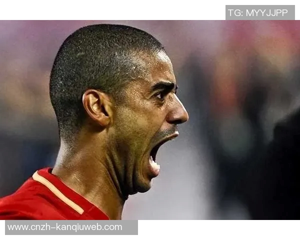 阿兰在足球场上的辉煌历程与未来展望：从新星到传奇的成长之路